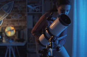 Test du téléscope Celestron Astromaster 130 : Avis et prix